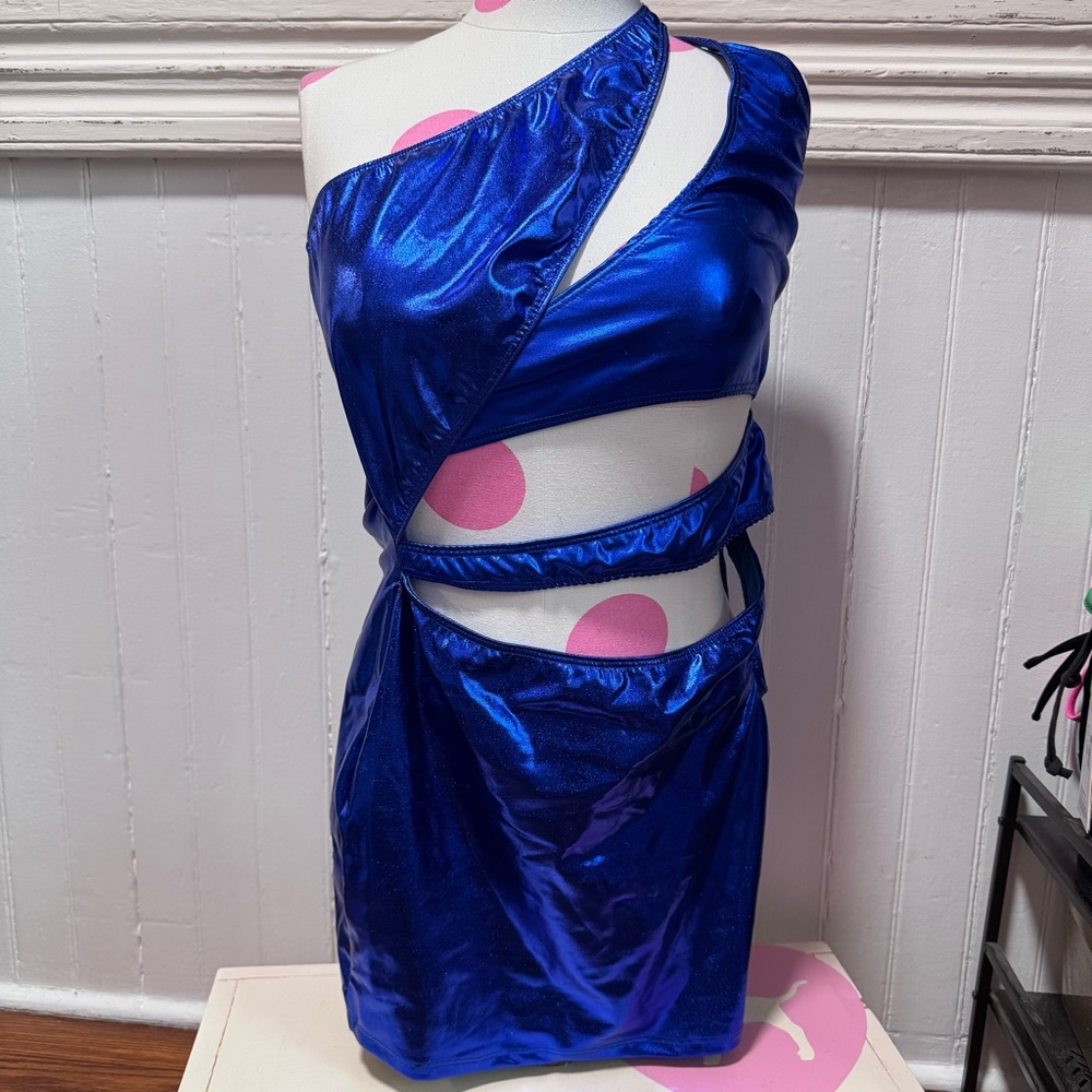 NWT PrettyLittleThing One Shoulder Bodycon Metallic Blue Dress